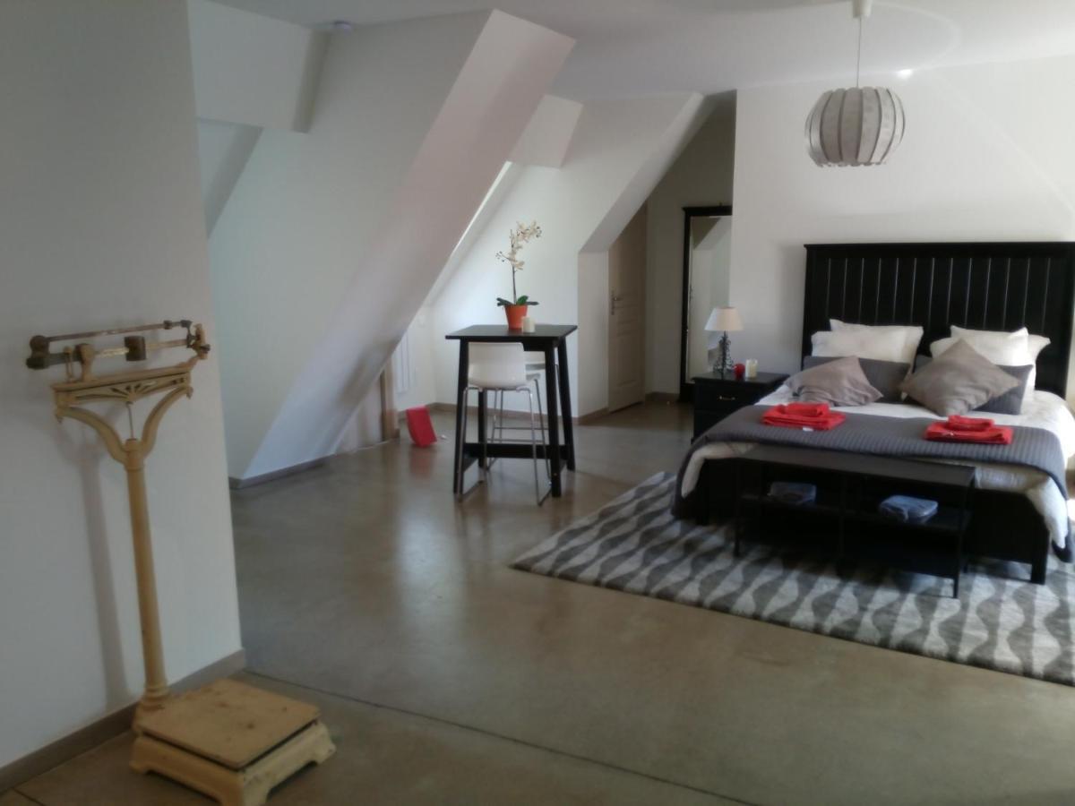 Chateau De St Alyre Hotell Sanssat Eksteriør bilde